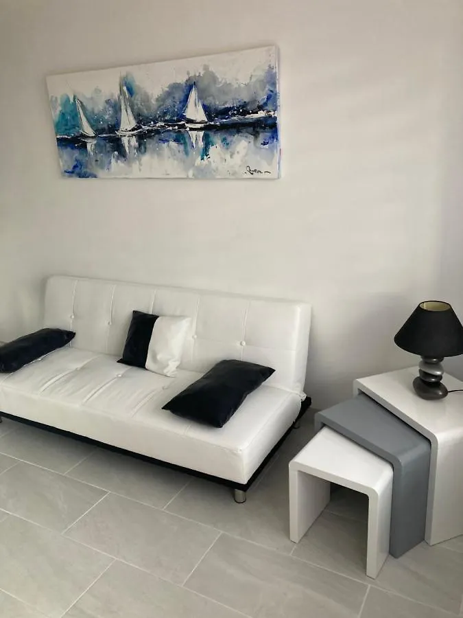 Tres Bel Appartement Entierement Renove Empuriabrava Espanha