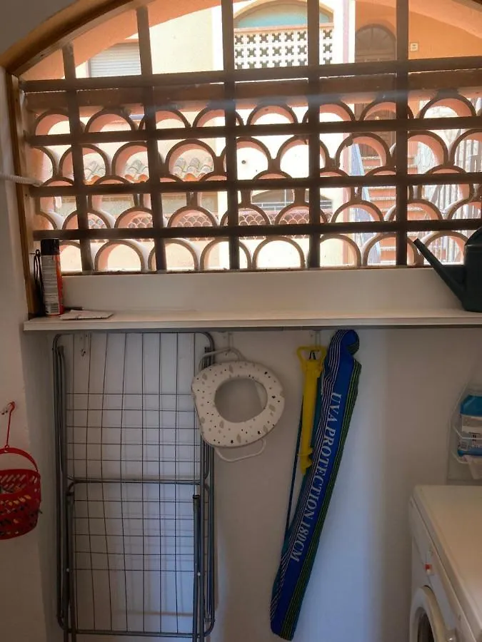 Tres Bel Appartement Entierement Renove Empuriabrava Apartamento